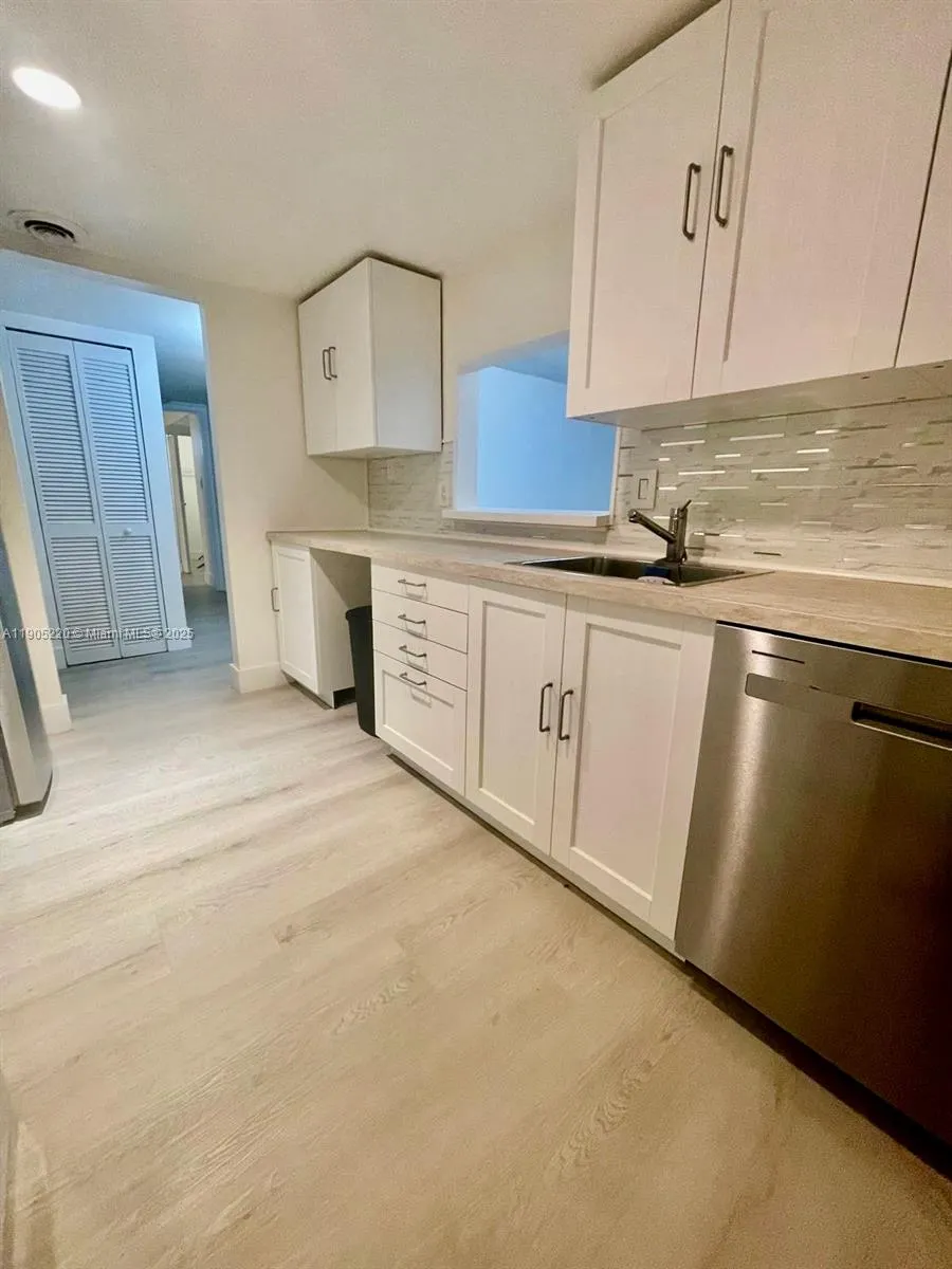 4344 NW 9th Ave, #11-3B