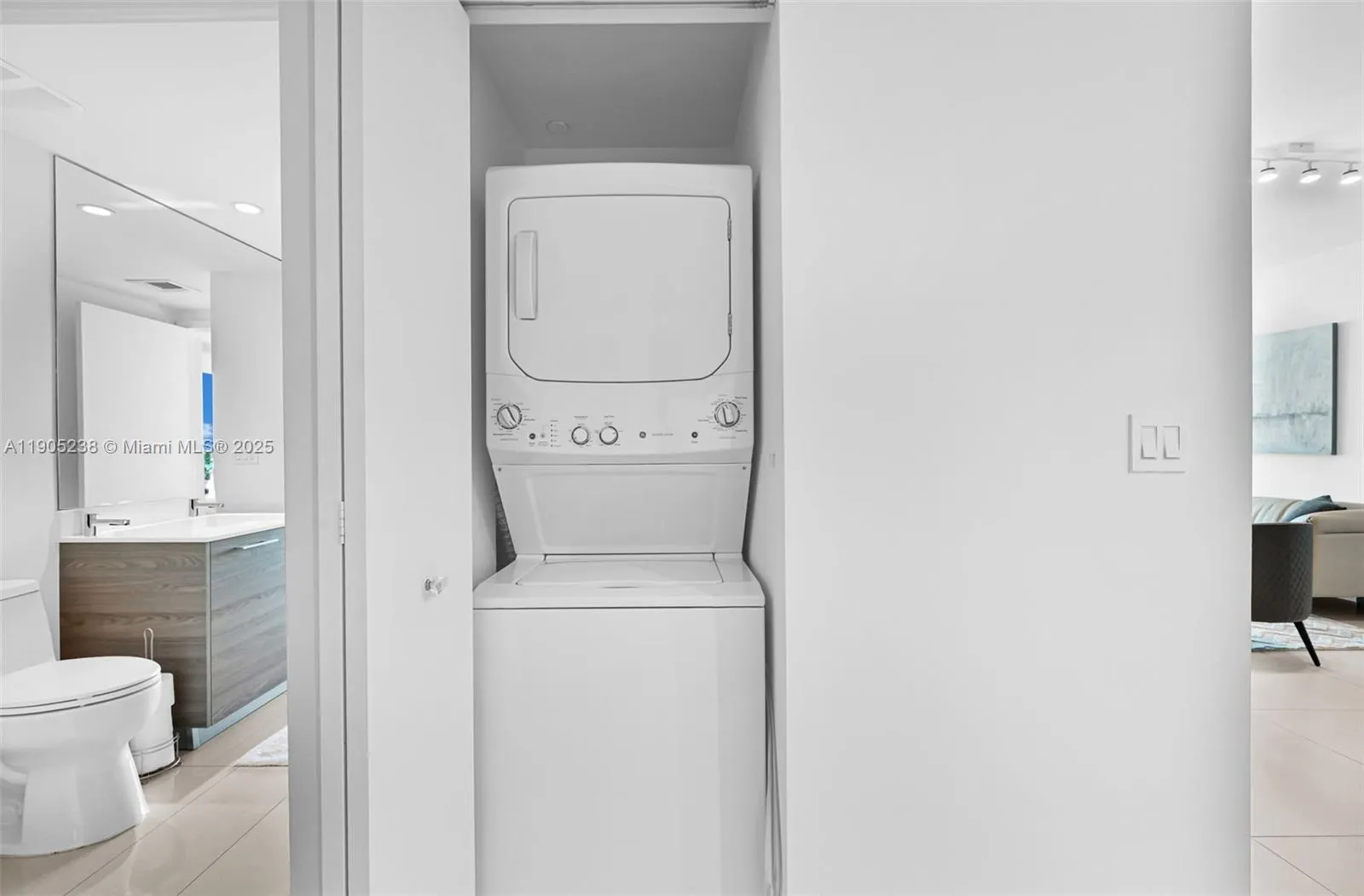 1300 S Miami Ave, #4302