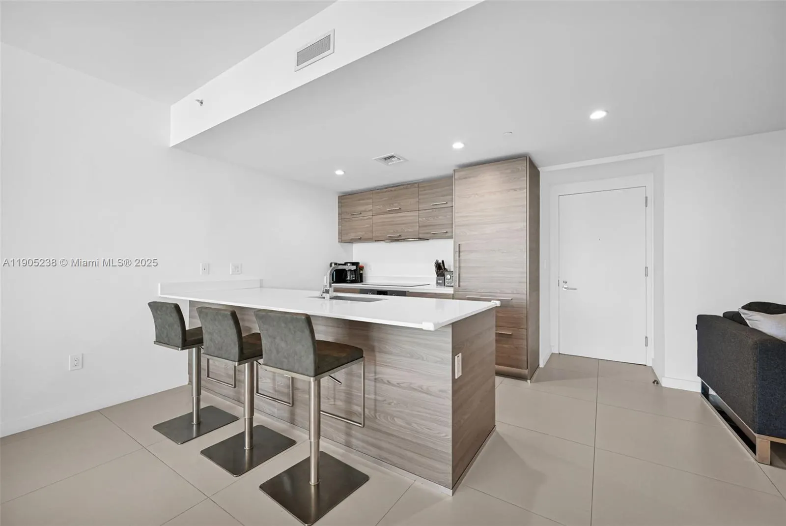 1300 S Miami Ave, #4302