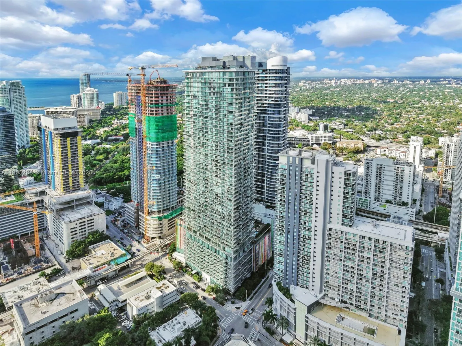 1300 S Miami Ave, #4302