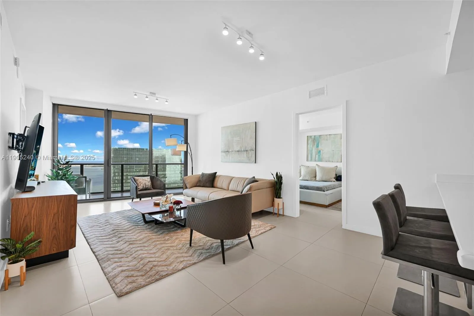 1300 S Miami Ave, #4302