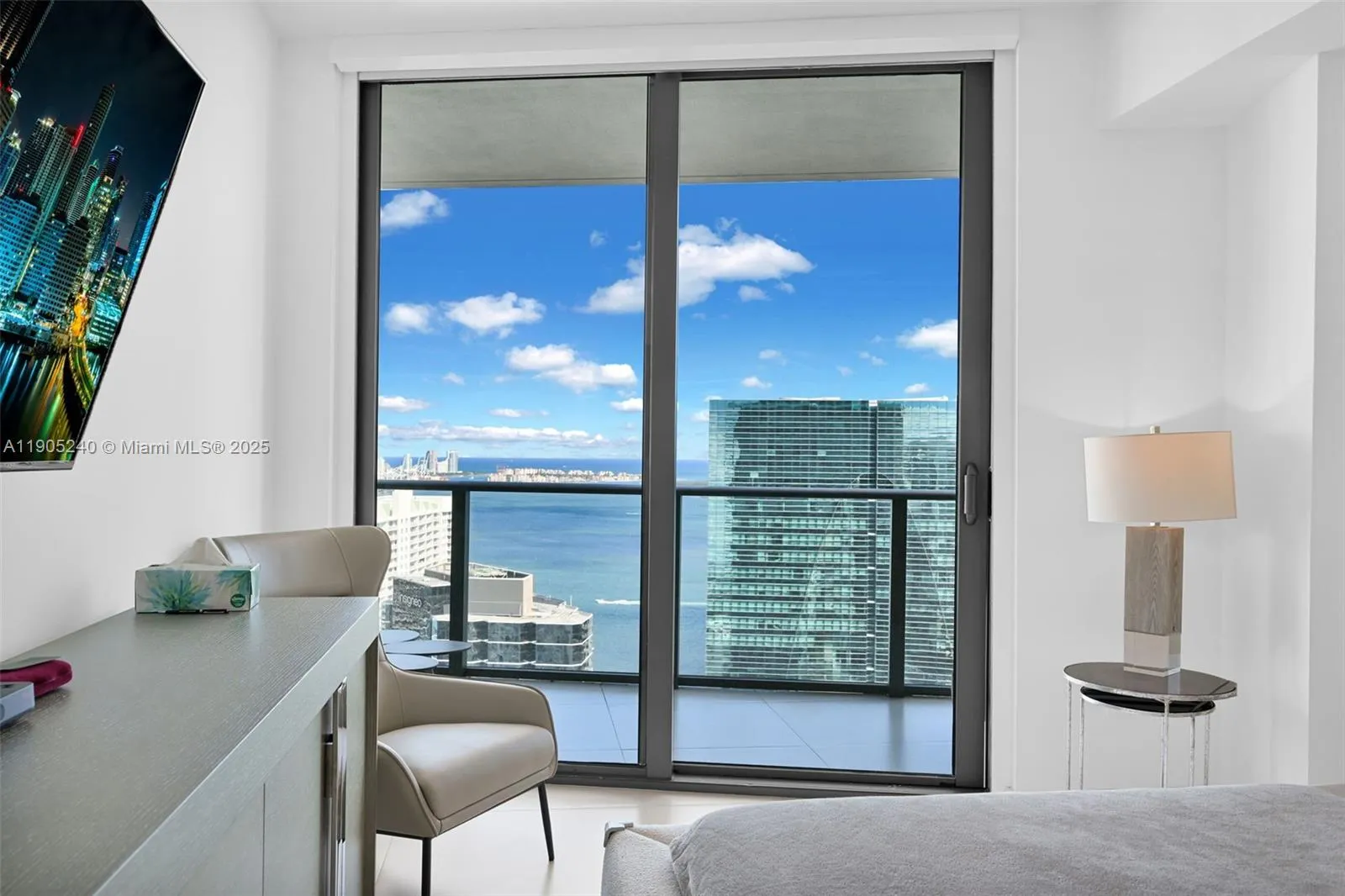 1300 S Miami Ave, #4302