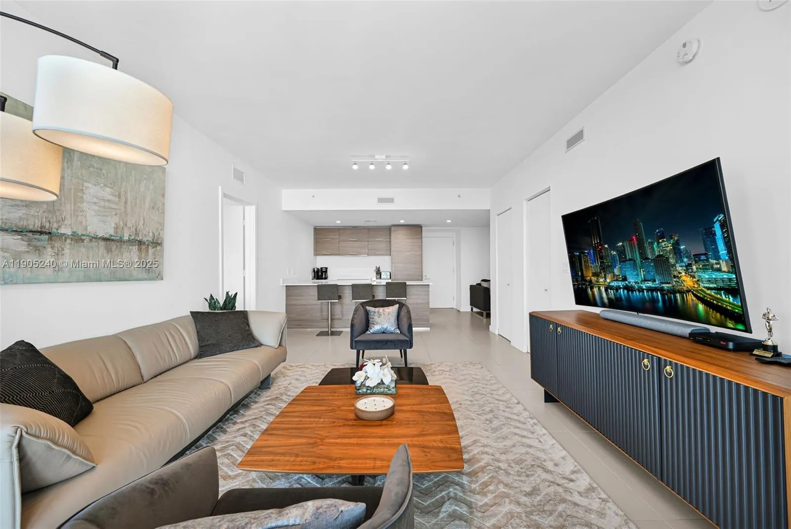 1300 S Miami Ave, #4302