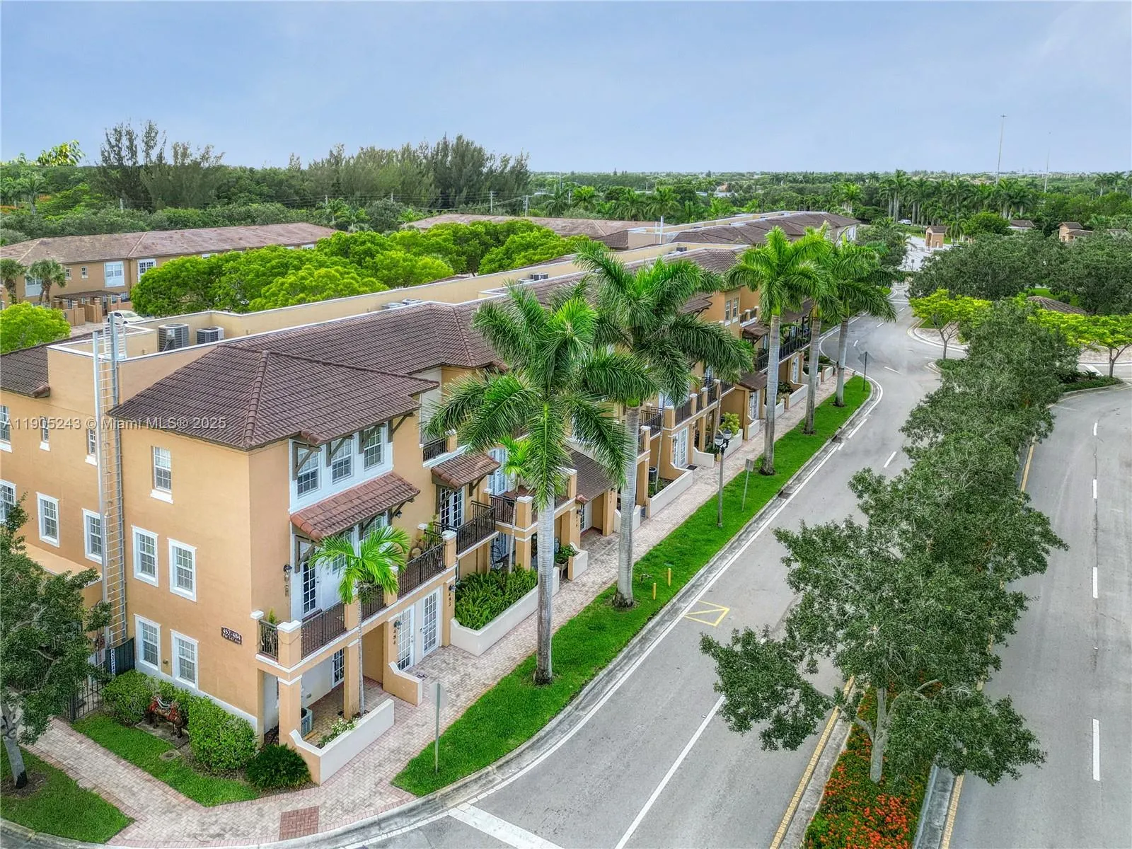 482 SW 147th Ave, #4615