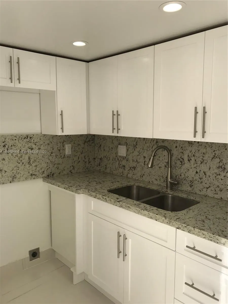 234 Antiquera Ave, #12