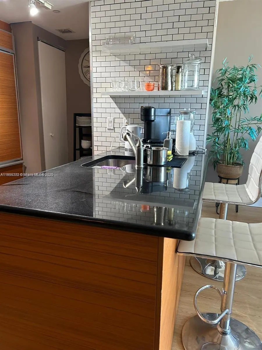 50 Biscayne Blvd, #4607