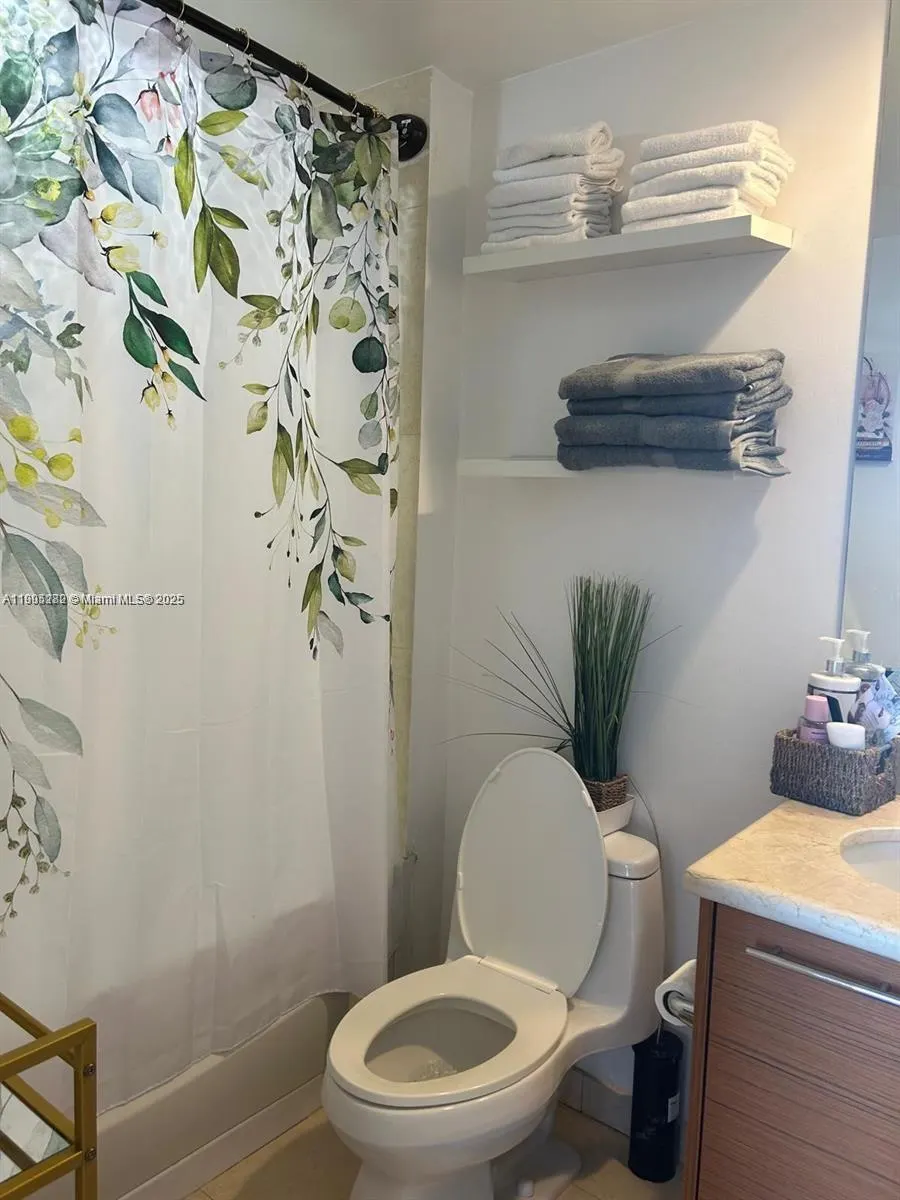 50 Biscayne Blvd, #4607