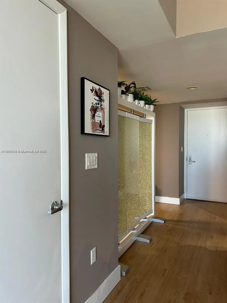 50 Biscayne Blvd, #4607