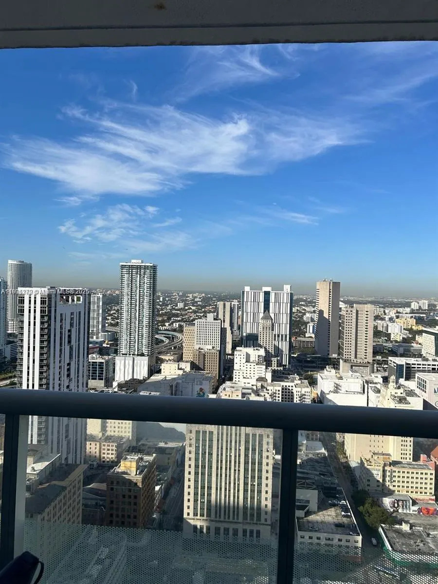 50 Biscayne Blvd, #4607