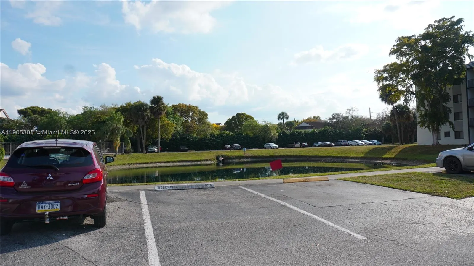 3710 N Pine Island Rd, #320