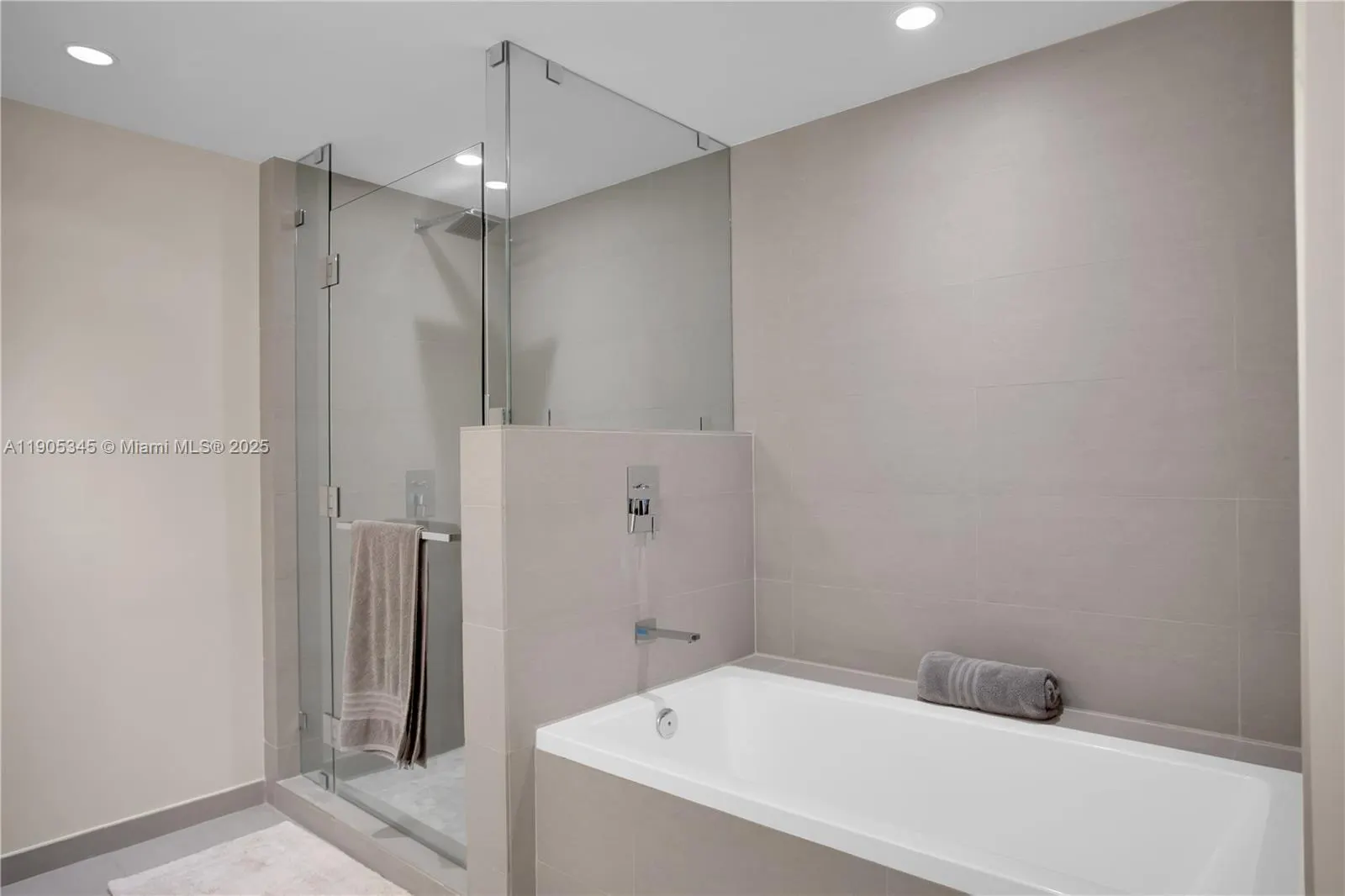 1080 Brickell Ave, #3106