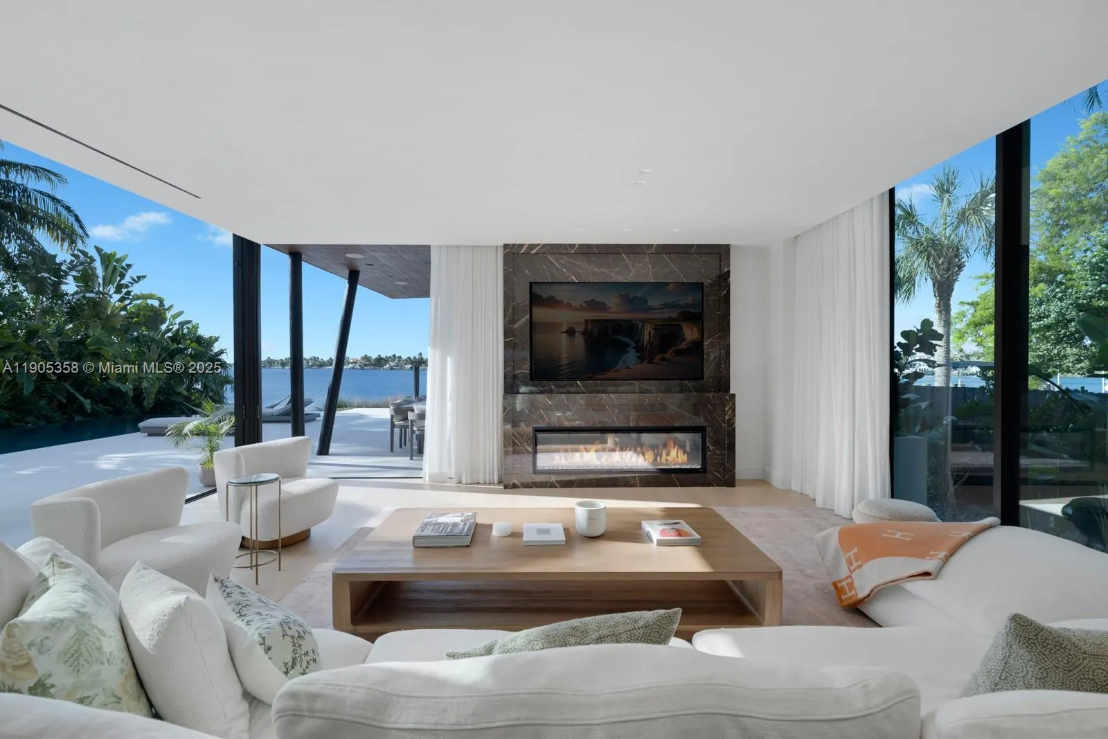 1165 N Biscayne Point Rd