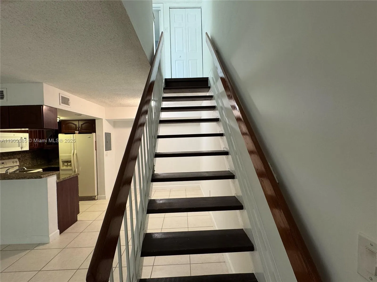 8585 NW 6th Ln, #9-208