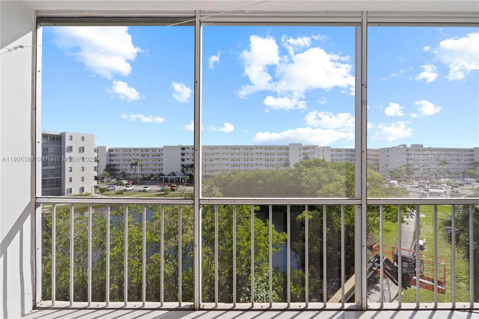 2980 Point East Dr, #E-407