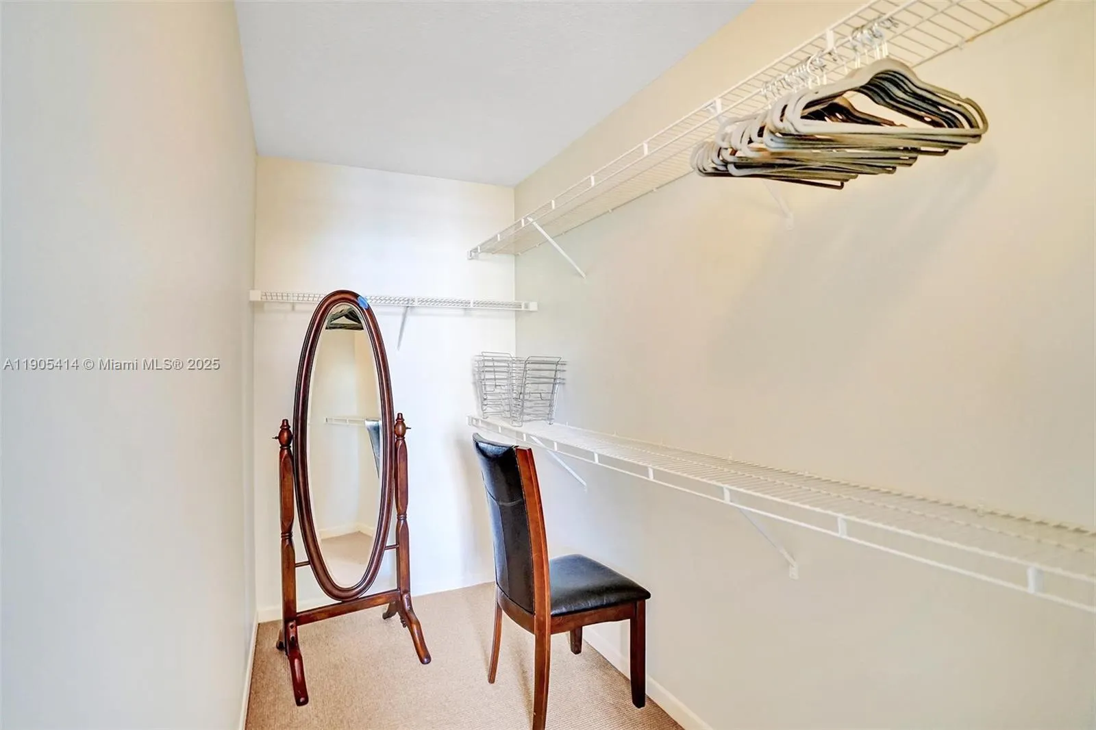 19877 E Country Club Dr, #3607