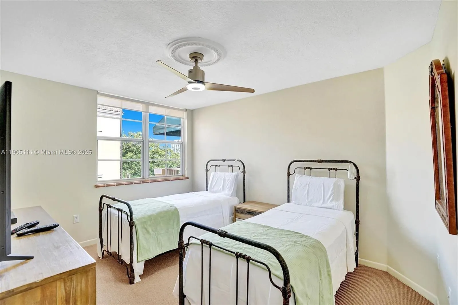 19877 E Country Club Dr, #3607