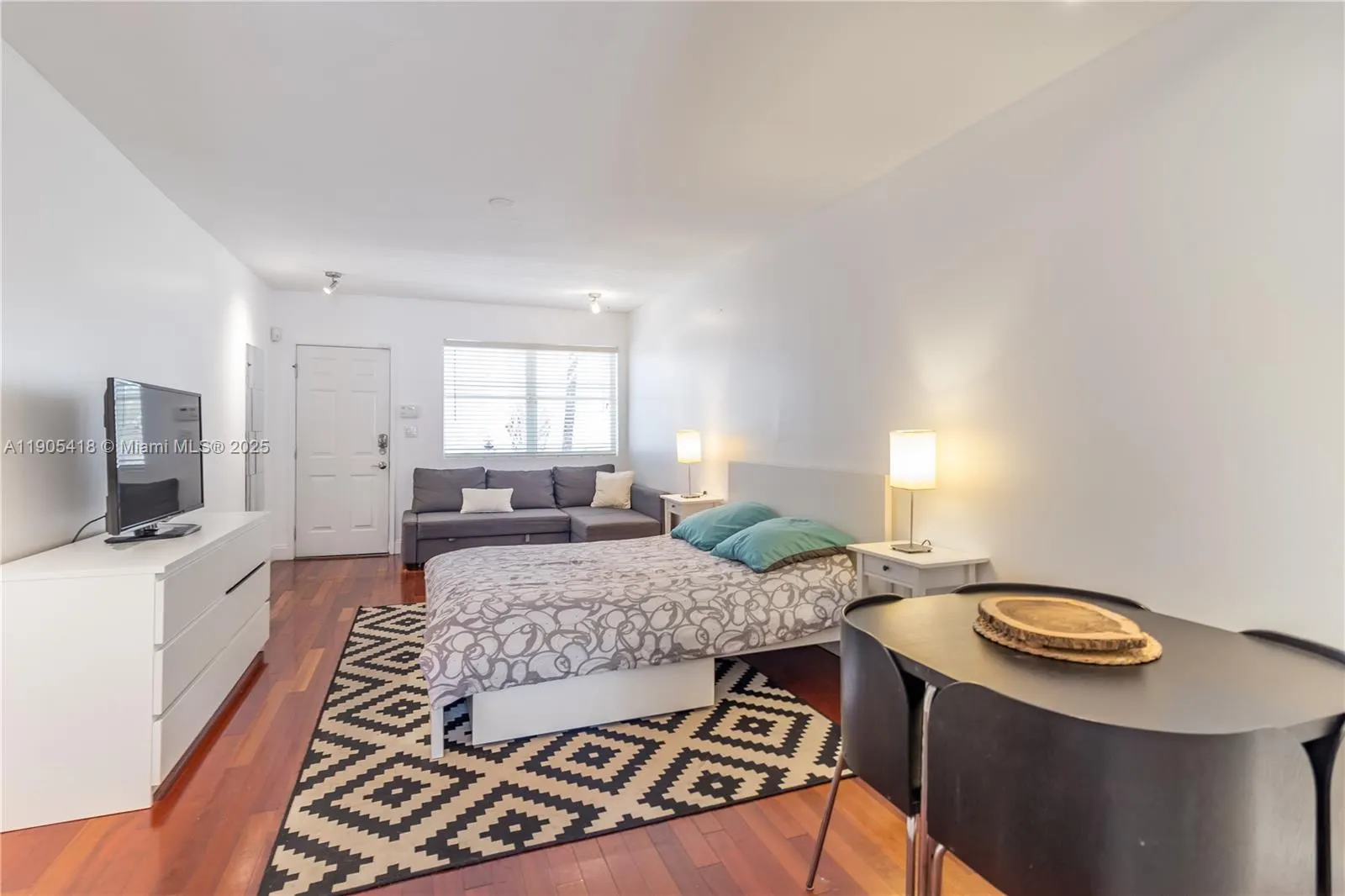 1340 Drexel Ave, #403