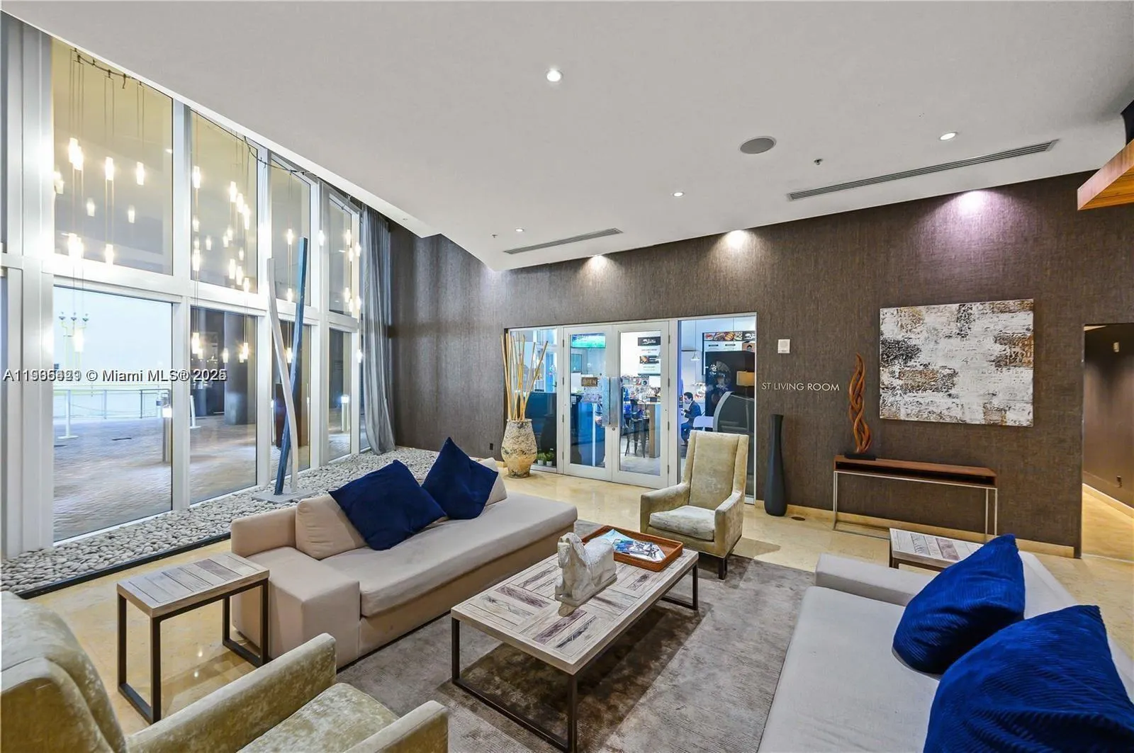 60 SW 13th St, #3401