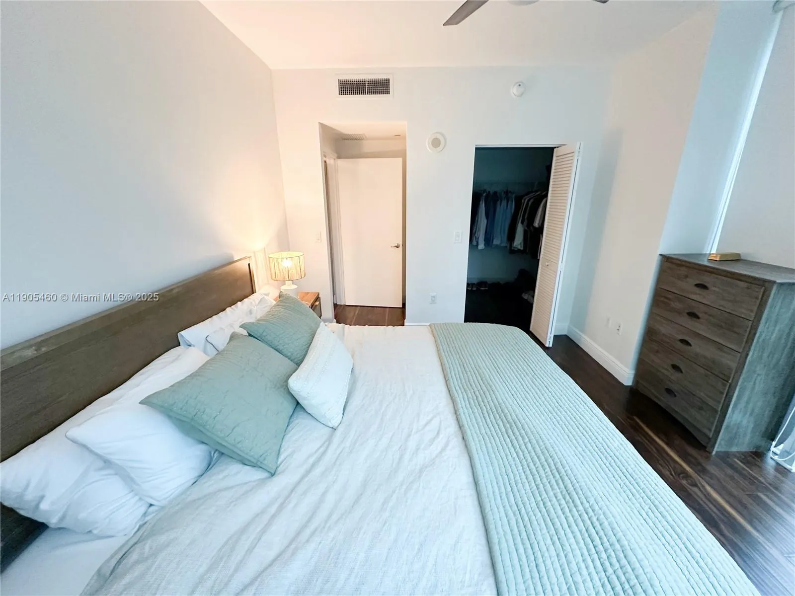 951 Brickell Ave, #601