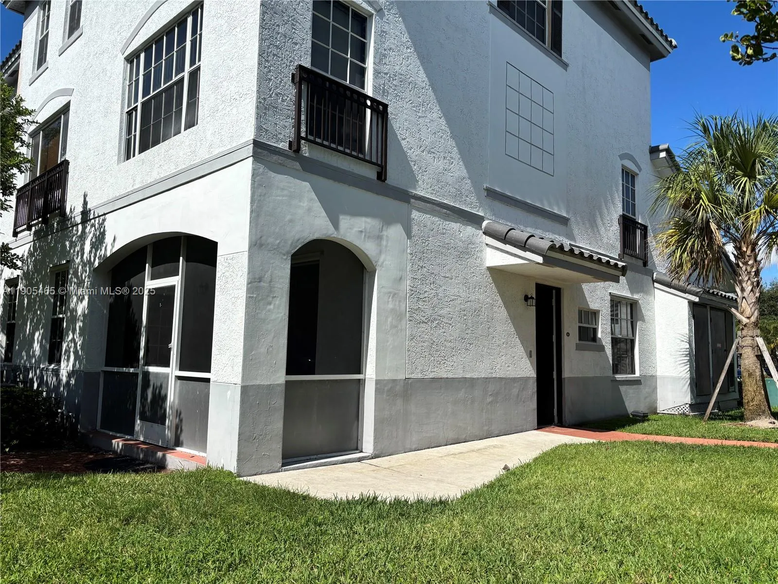 741 SW 148th Ave, #701