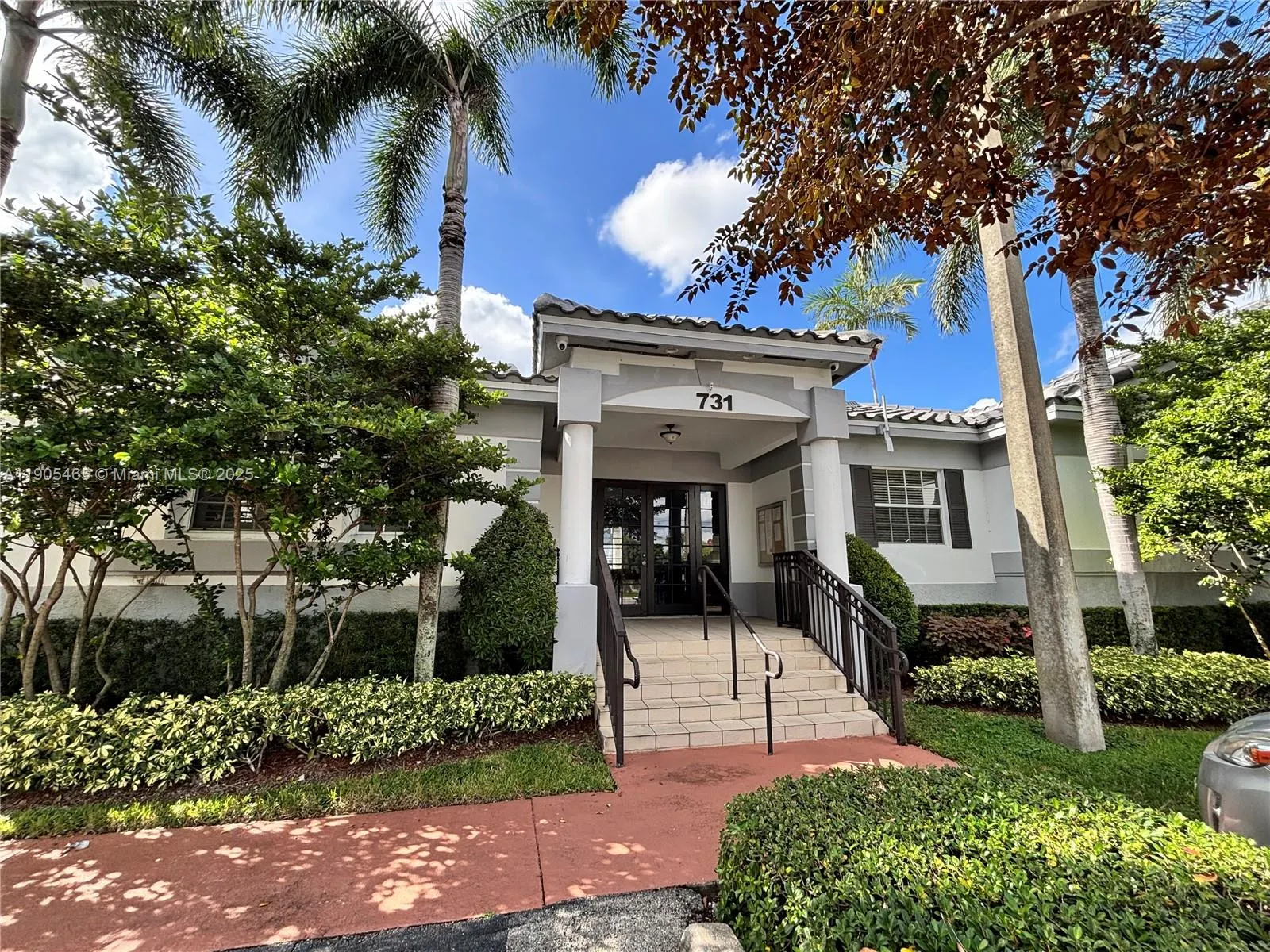 741 SW 148th Ave, #701