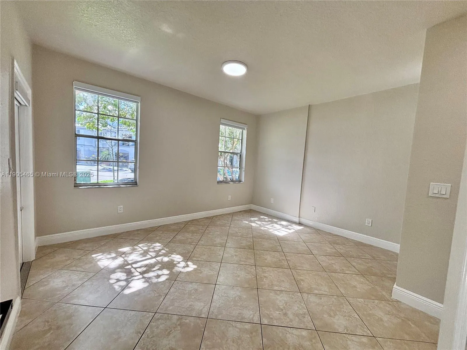 741 SW 148th Ave, #701