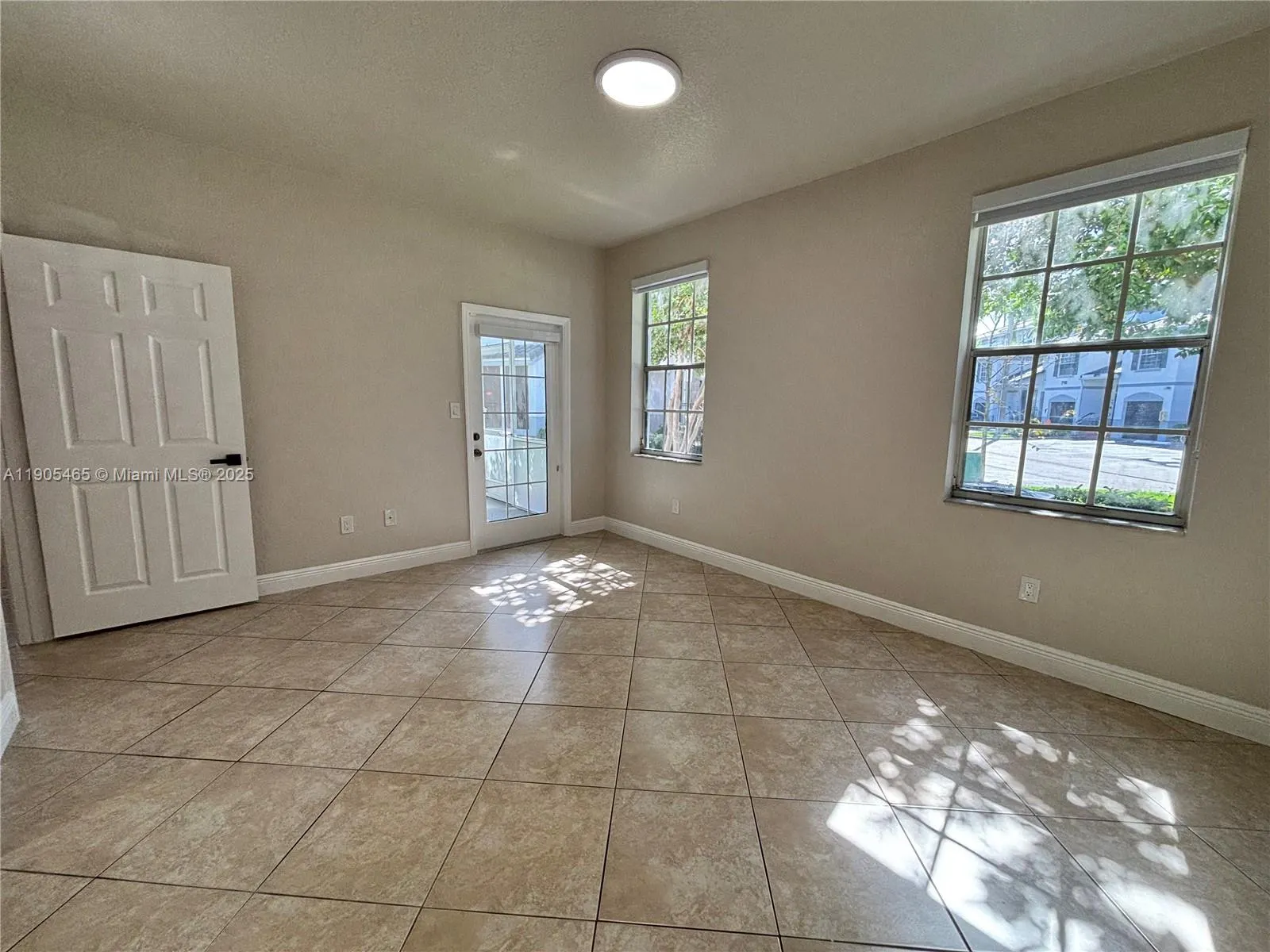 741 SW 148th Ave, #701