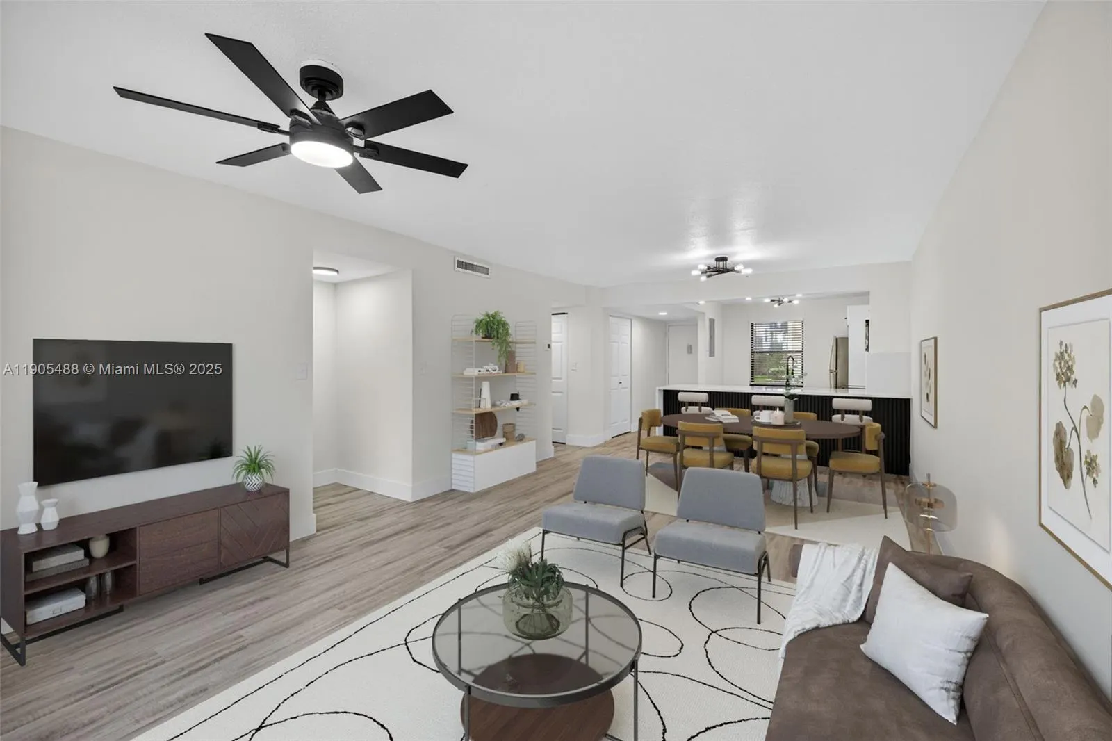 6190 Woodlands Blvd, #106