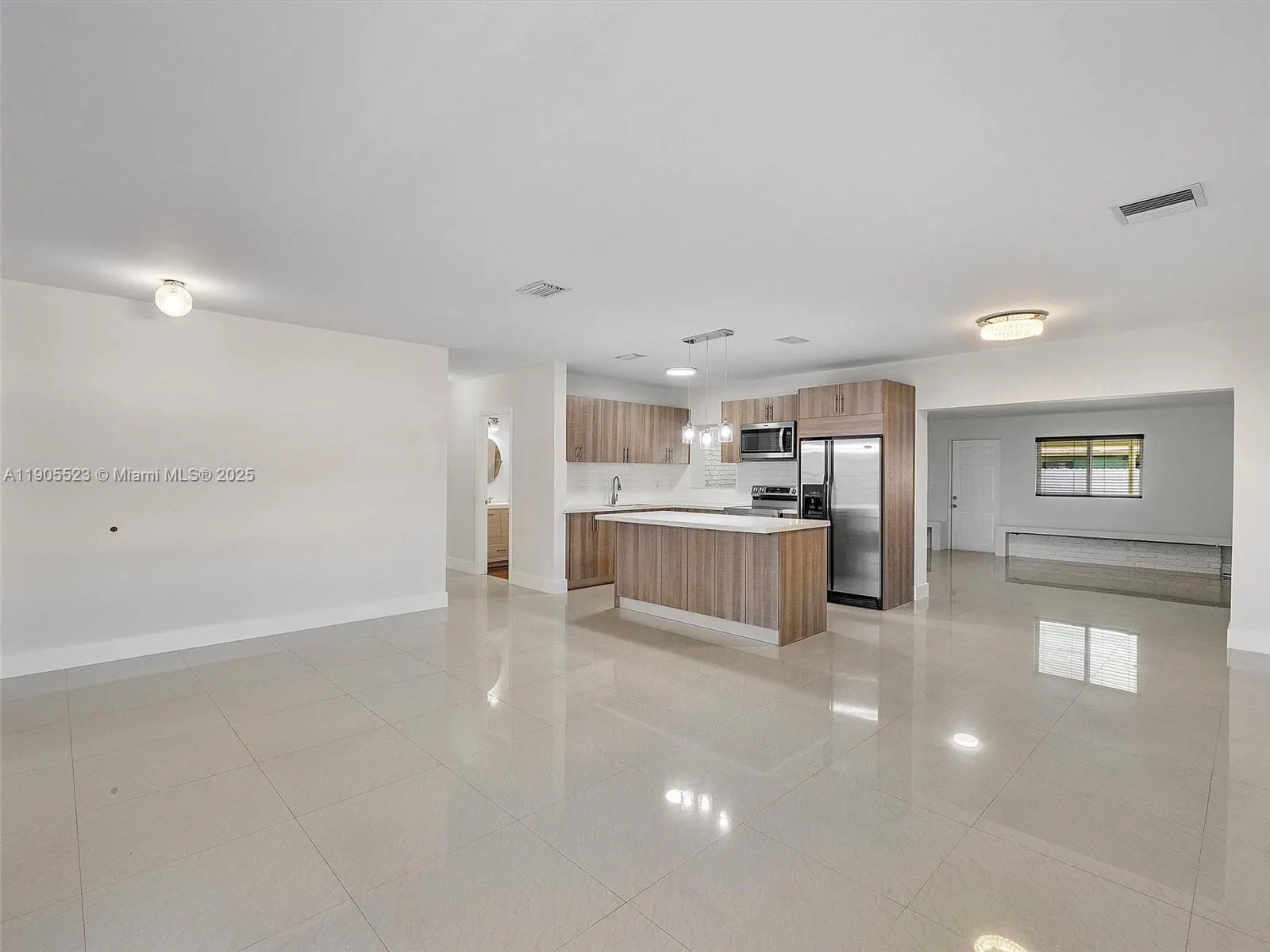 3840 NW 176th St, #1