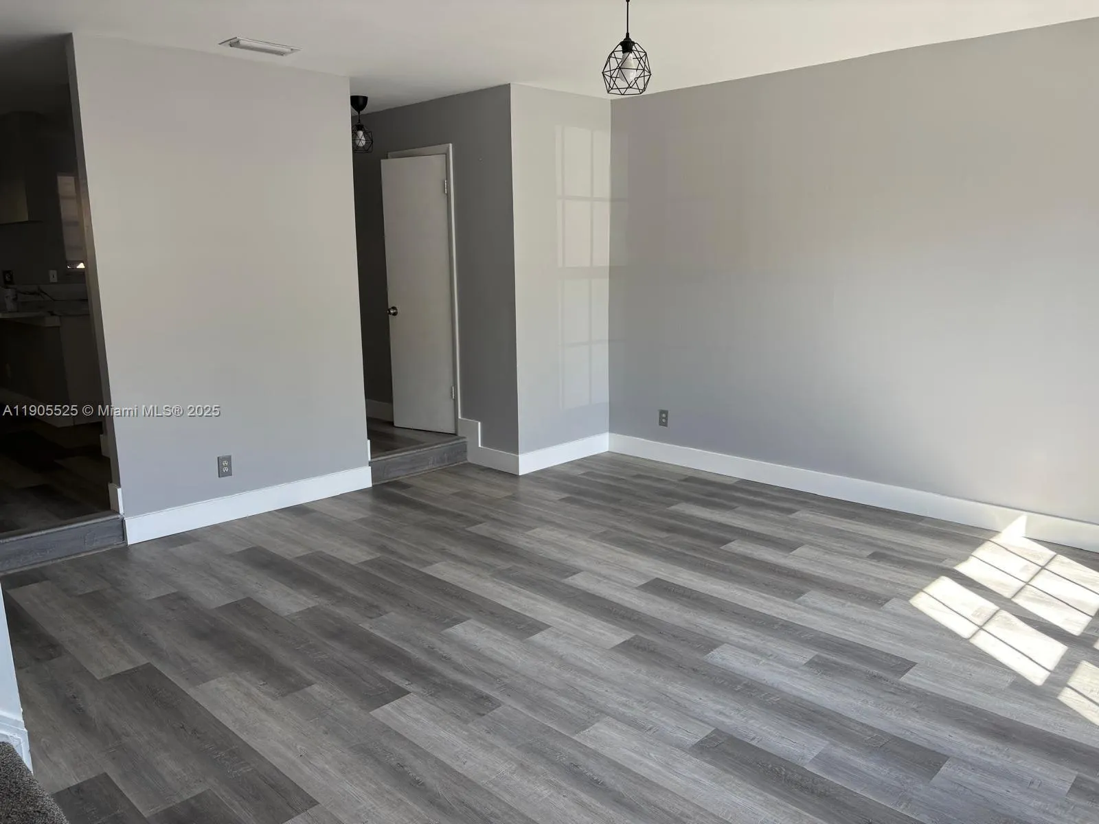 2892 S Cambridge Ln, #2892