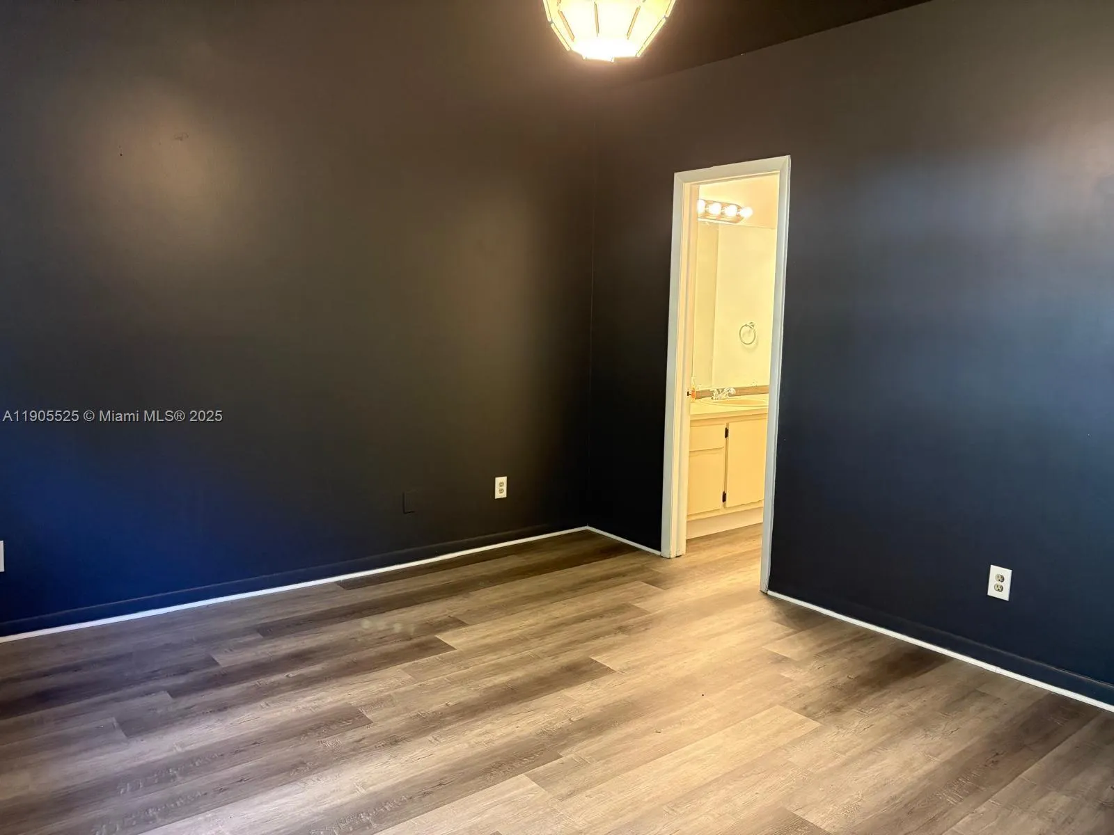 2892 S Cambridge Ln, #2892