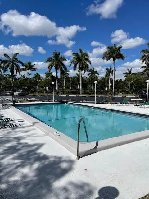 8000 SW 81st Dr, #108