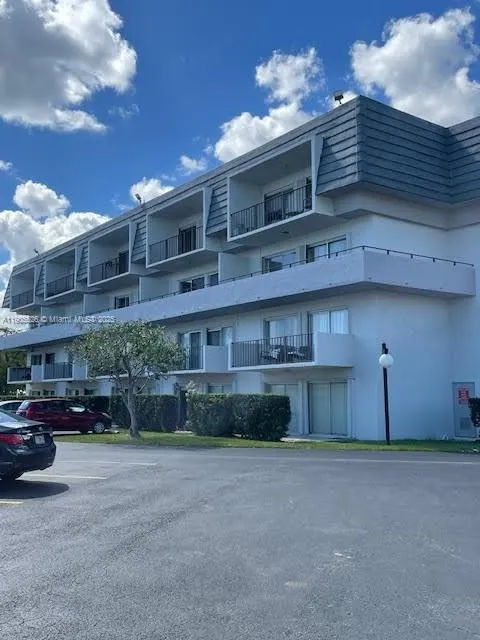 8000 SW 81st Dr, #108