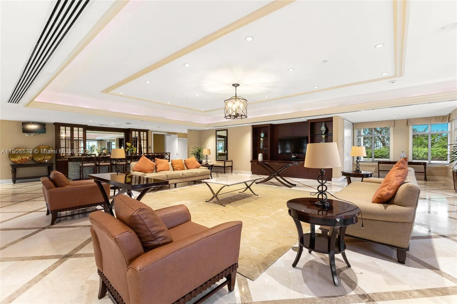 19900 E Country Club Dr, #310