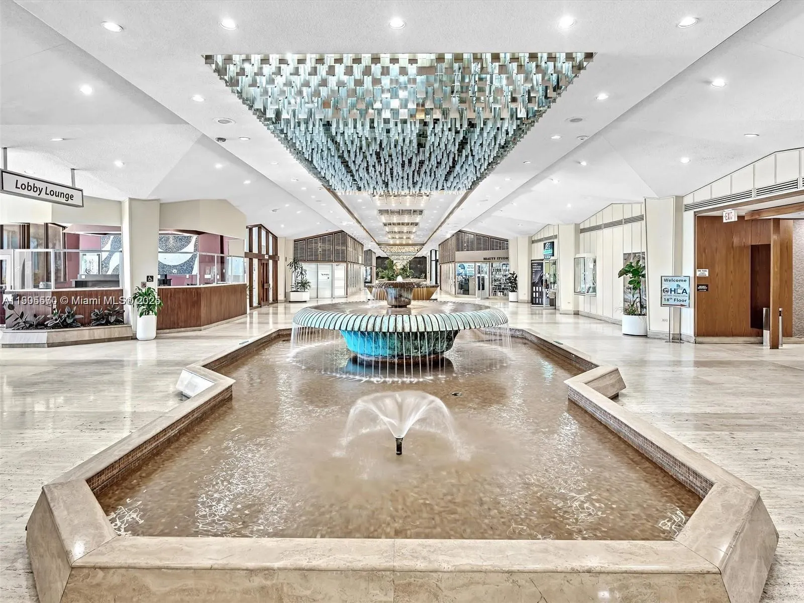 905 Brickell Bay Dr, #1127