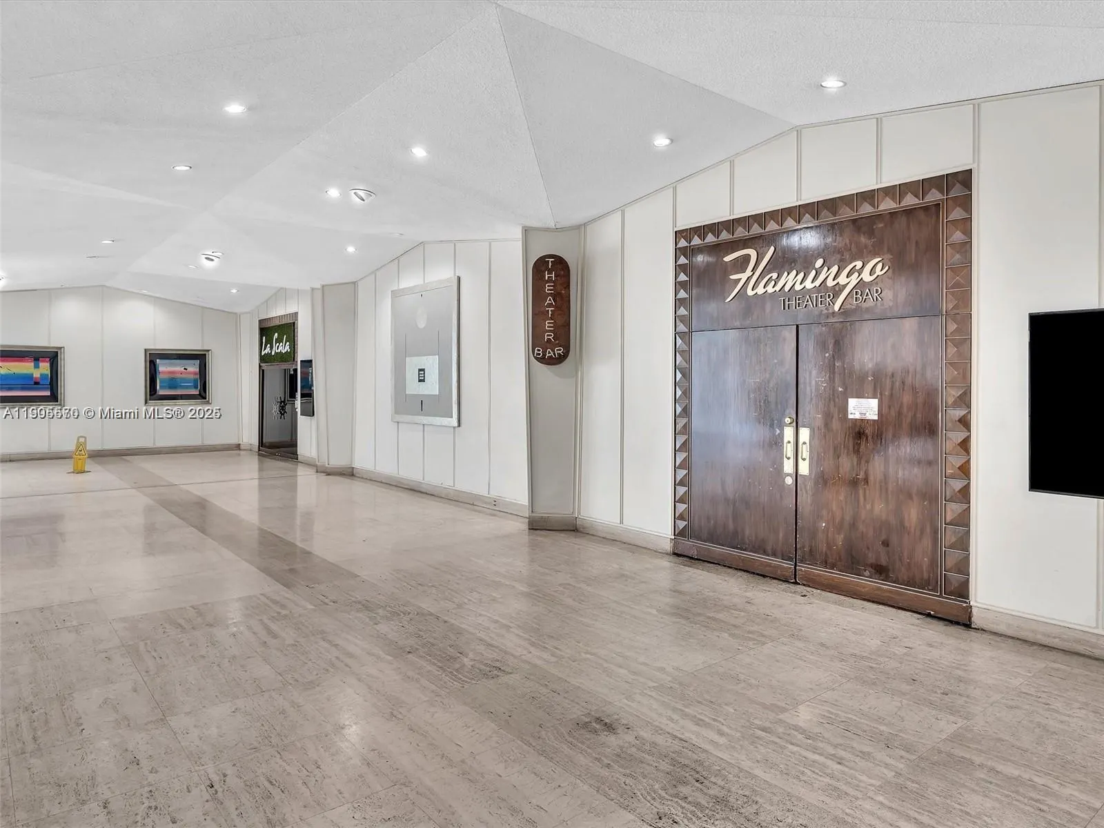 905 Brickell Bay Dr, #1127