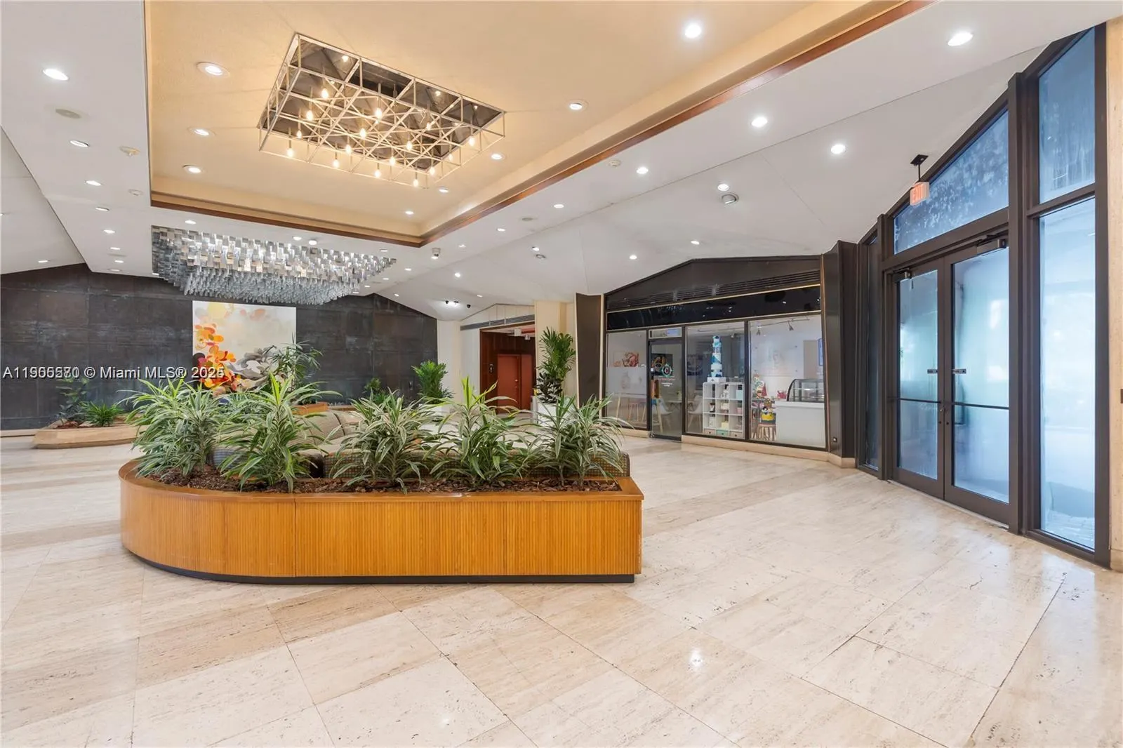 905 Brickell Bay Dr, #1127