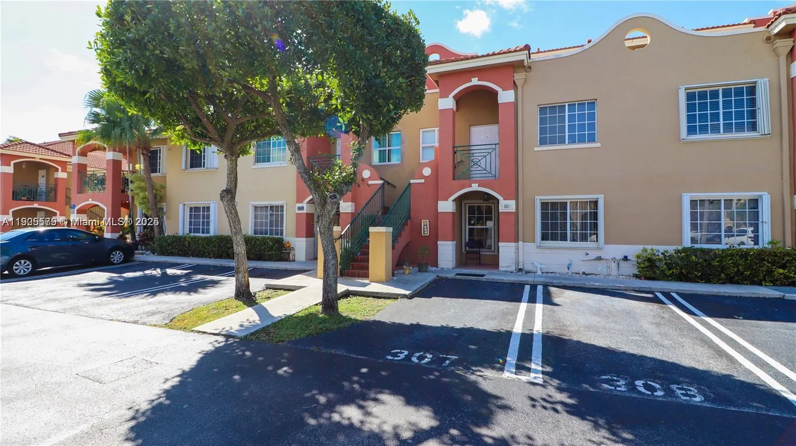 15330 SW 134th Pl, #308