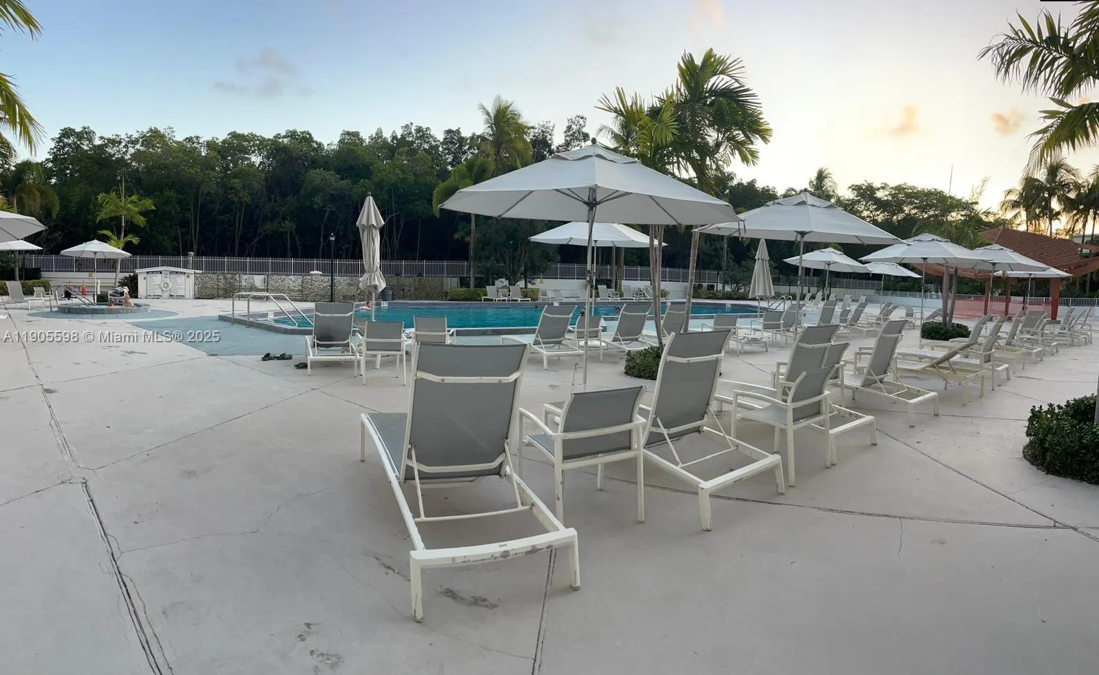 100 Bayview Dr, #412