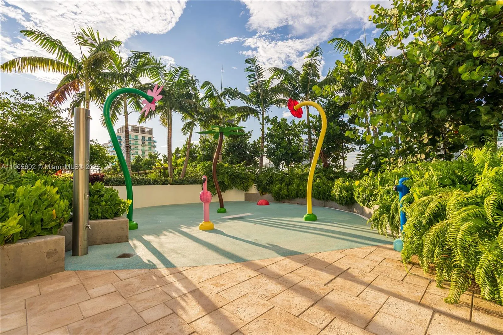 700 NE 24th St, #4002