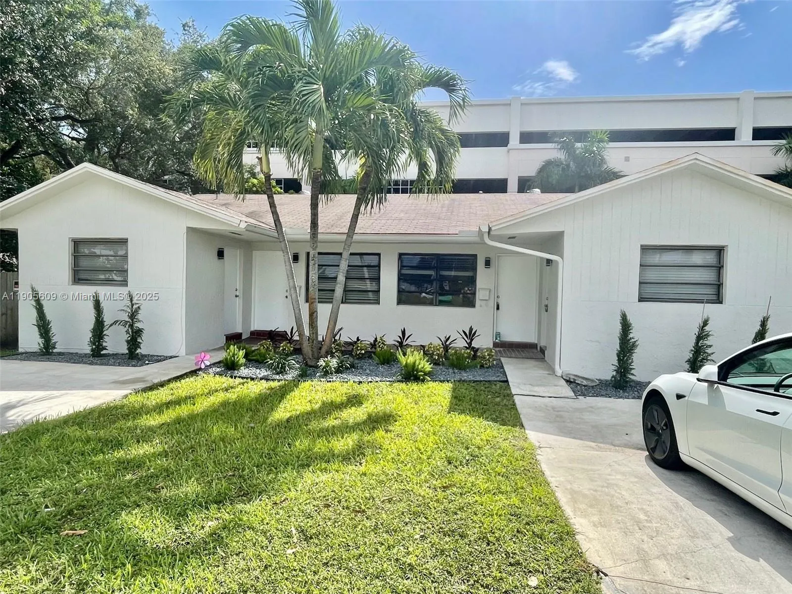 21123 E Dixie Hwy, #21123