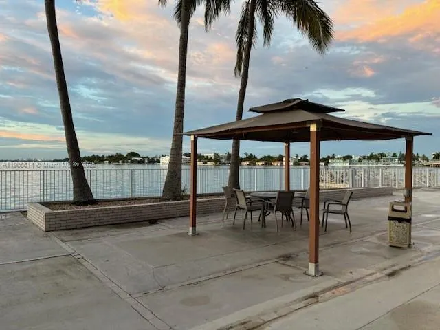 1865 79th St Cswy, #10J