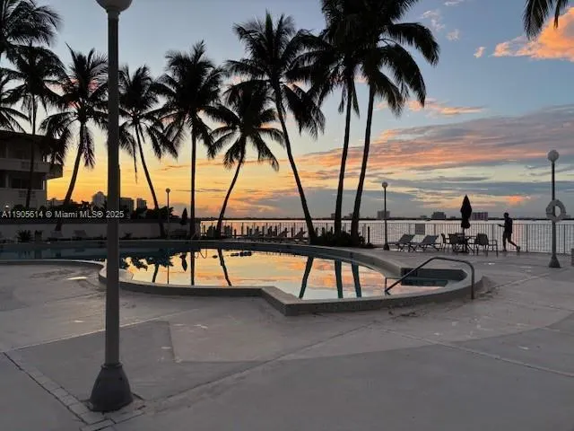 1865 79th St Cswy, #10J