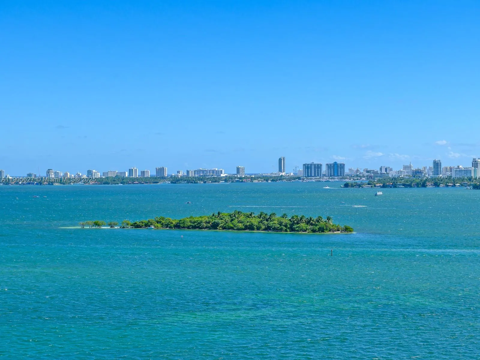 725 NE 22nd St, #16A