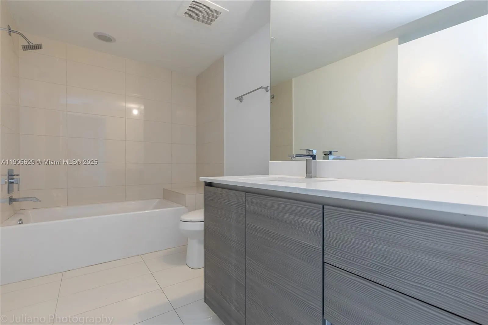 460 NE 28th St, #1905