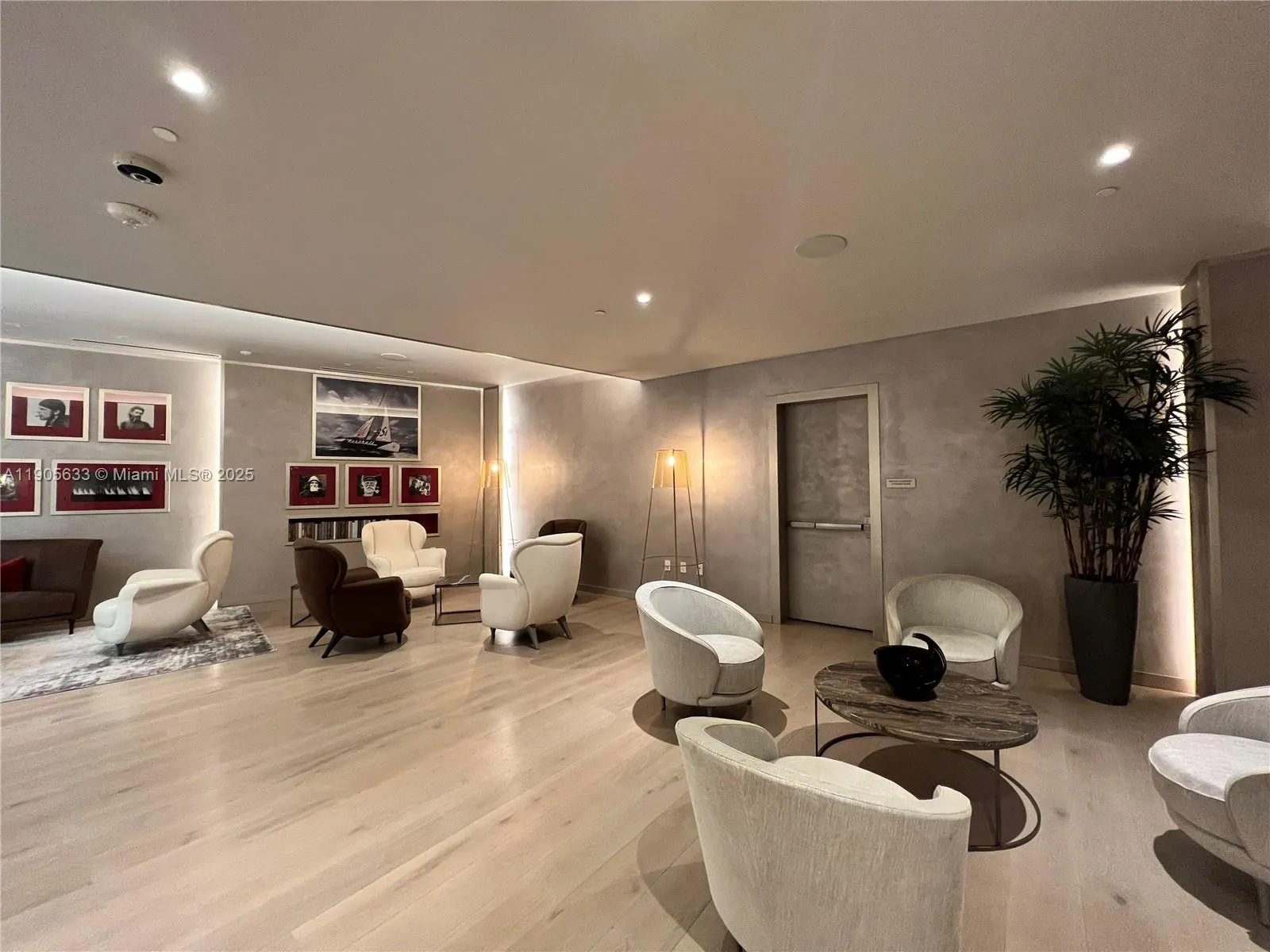 1000 Brickell Plz, #3503