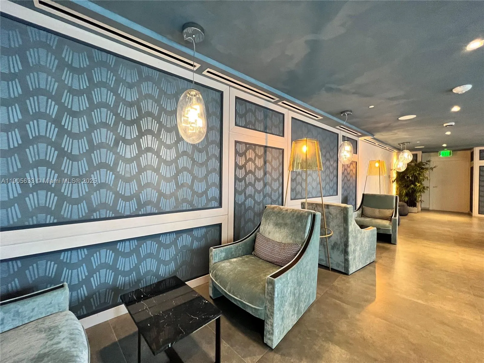 1000 Brickell Plz, #3503