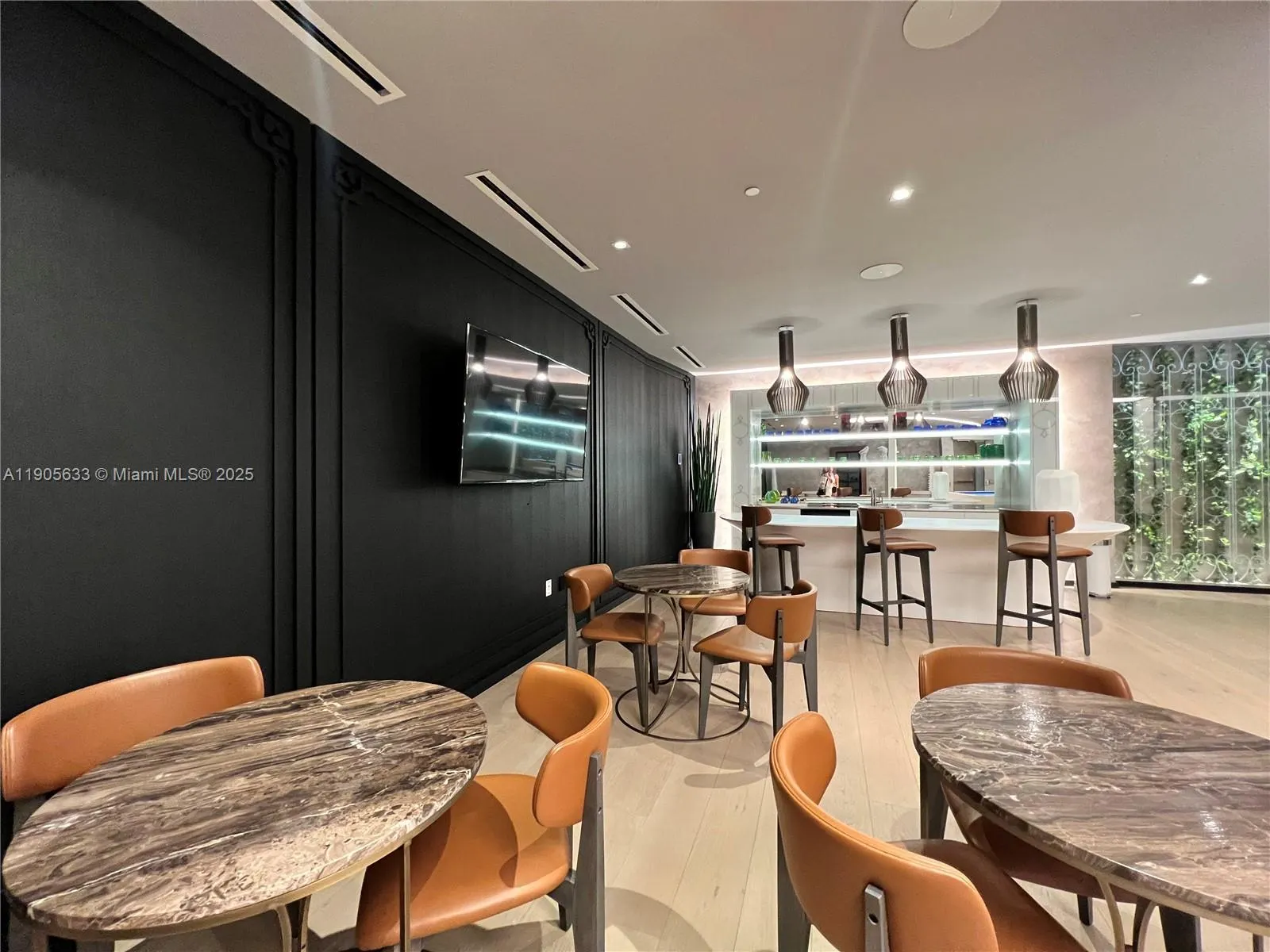 1000 Brickell Plz, #3503