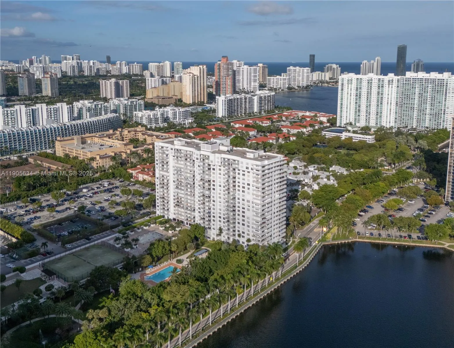 2851 NE 183rd ST, #1514E