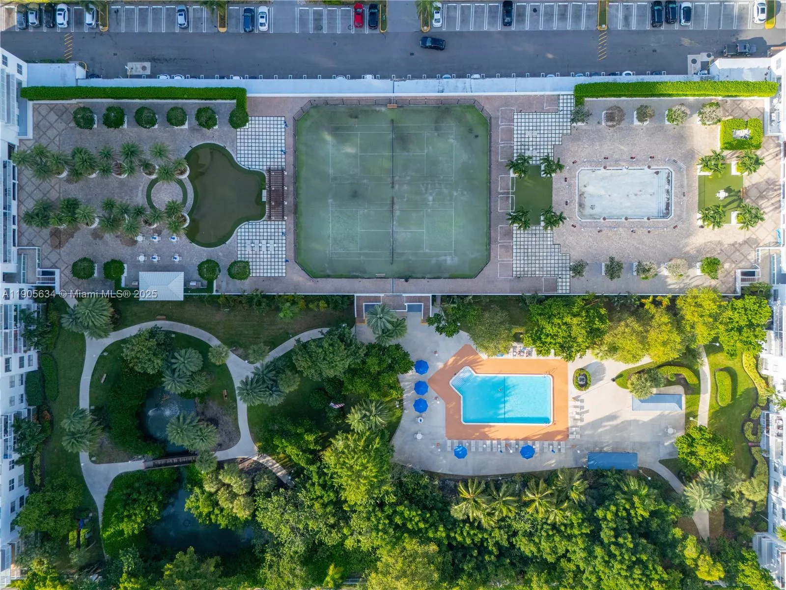 2851 NE 183rd ST, #1514E